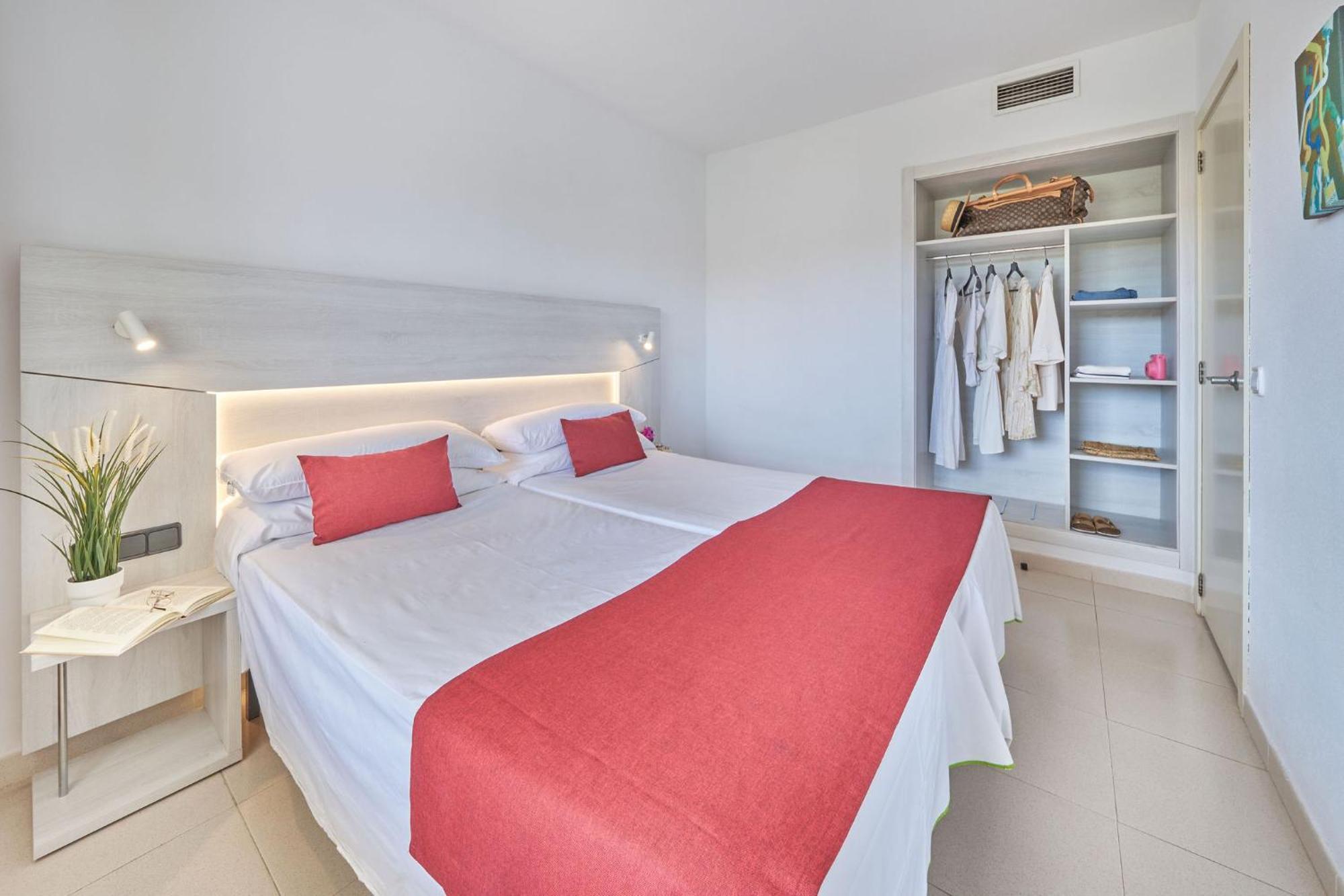 Hotel Illot Suites Cala Ratjada (Mallorca) Exterior foto