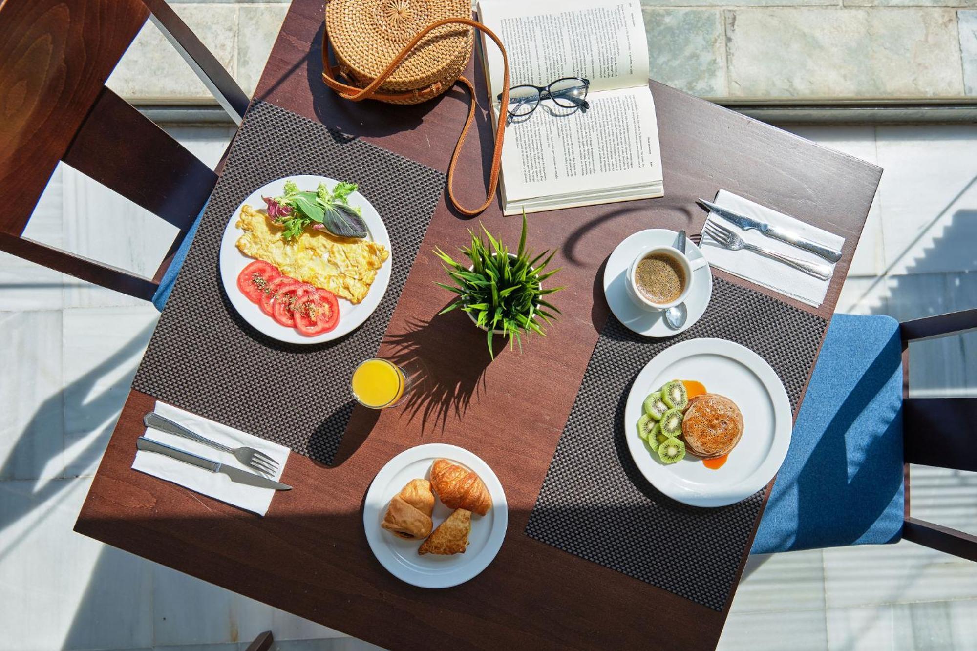 Hotel Illot Suites Cala Ratjada (Mallorca) Exterior foto